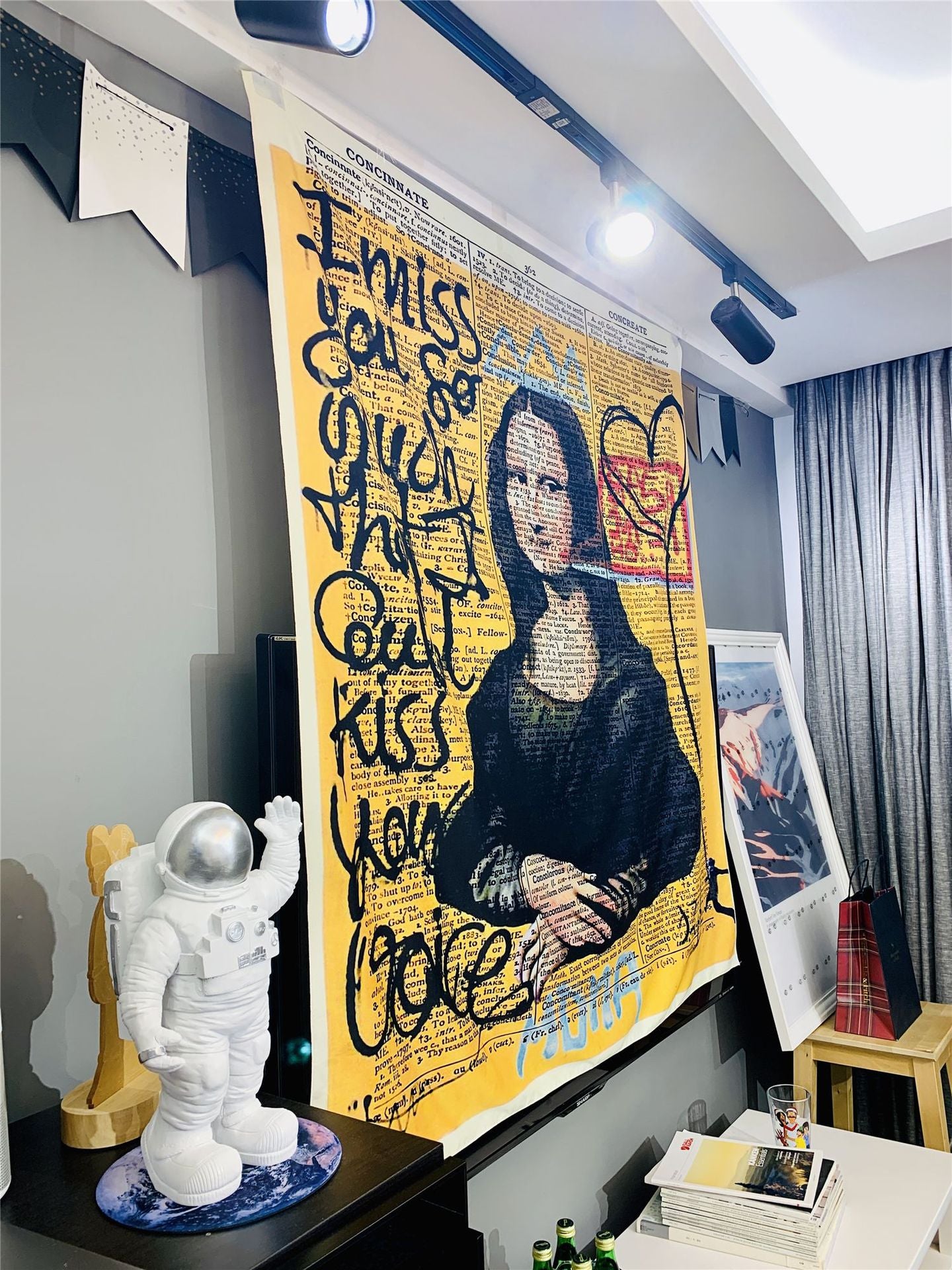 Molissa™ Mona Lisa Graffiti Tapestry